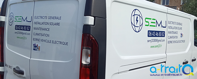 Marquage adhésif publicité sur utilitaire Trafic