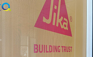 Flocage vitre adhésif micro-perforé